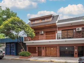 Venta Casa duplex Parque Chacabuco