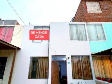Venta Casa De Dos Pisos En Condominio Huanchaquito Alto ID 1105424