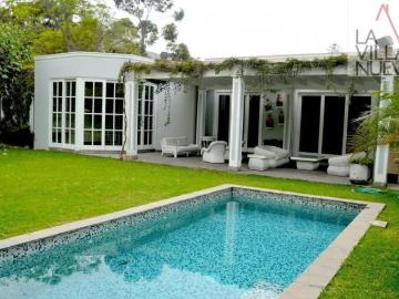 VENTA CASA DE 1 PLANTA CON PISCINA EN LA PRADERA DE LA MOLINA
