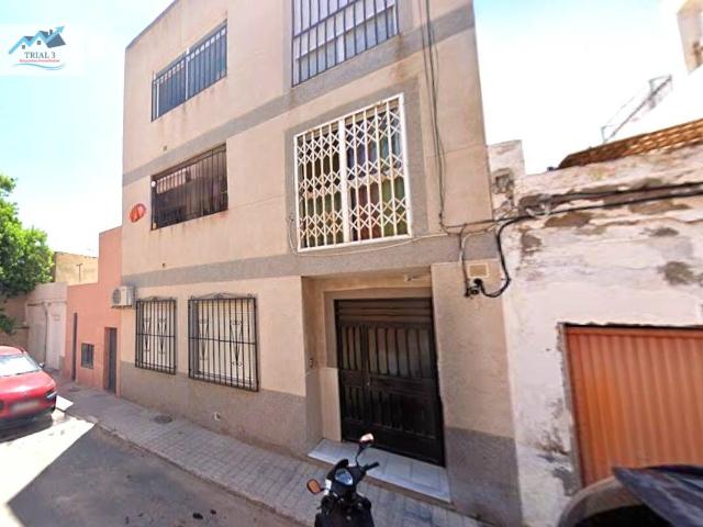 Venta casa en Almería