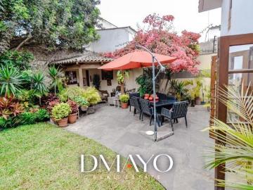 VENTA CASA EN CHACARILLA CON HERMOSO JARDIN