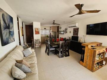 Venta Casa en Cholul en Privada Residencial con amenidades, una planta