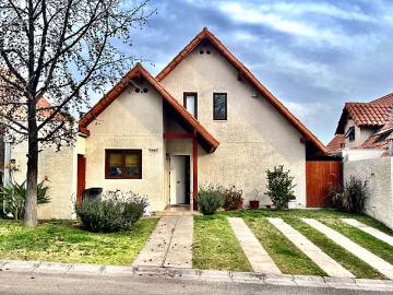 VENTA CASA EN CONDOMINIO 4HAB 3BA CAMINO LAS LAVANDULAS, 7947