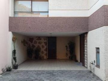 Venta Casa en conjunto