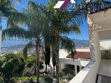 VENTA Casa en CONTRY LA ESCONDIDA en Zona Contry con Terreno de 900 M2 | 4 Rec?maras, Guadalupe N.L