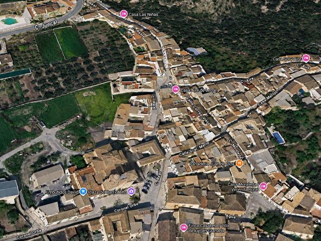 Venta casa en El Pinar Granada