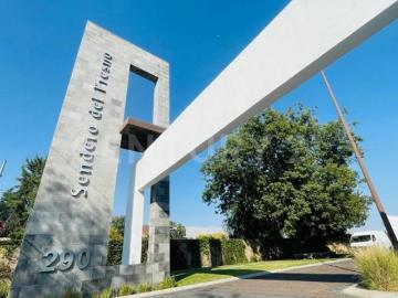VENTA CASA EN FRAC SENDERO DEL FRESNO 3 RECAMARAS, 4 BAÑOS, CON JARDÍN, PUEBLA
