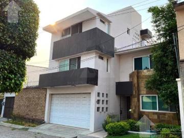 Venta casa en Fraccionamiento Los Cizos en Cuernavaca Morelos