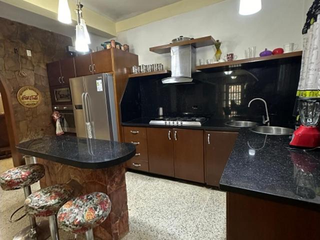 Venta Casa en la Urb. Rotafe, Naguanagua
