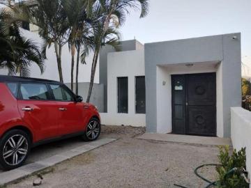 Venta Casa en Lomas de Ahuatlán Cuernavaca Morelos