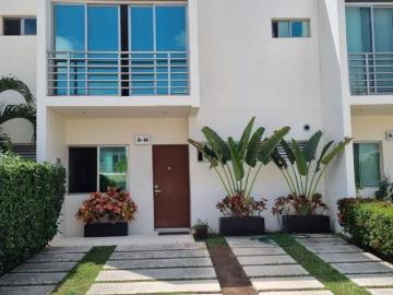 VENTA CASA EN LONG ISLAND, CANCUN DE 3 RECAMARAS