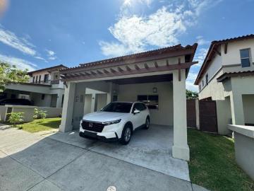 Venta: Casa en PH Palmia Woodlands
