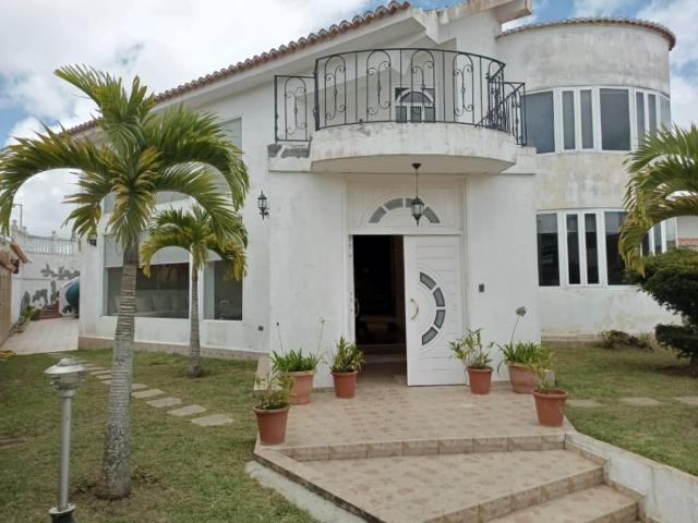 ¡Venta! Casa en San Antonio de Los Altos