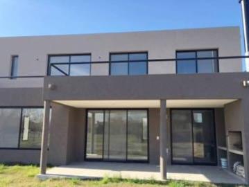 VENTA CASA EN SAN ISIDRO LABRADOR, VILLANUEVA