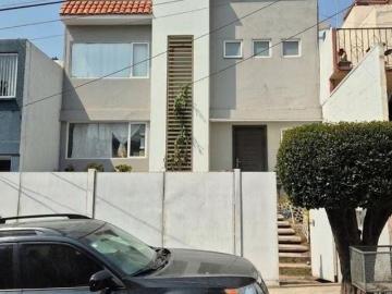Venta Casa en Satélite Edo de Mex
