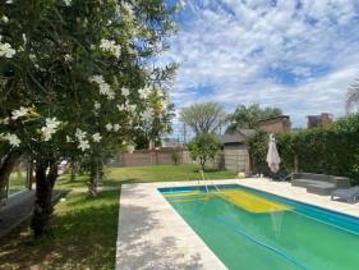 VENTA CASA FIN DE SEMANA FUNES QUINCHO PILETA