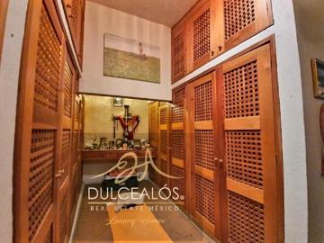 VENTA CASA FRACC EXCLUSIVO PRIVADO SEGURIDAD RODEADO DE VEGETACION ALBERCA JACUZZI Y 6 RECS BUNGALOW