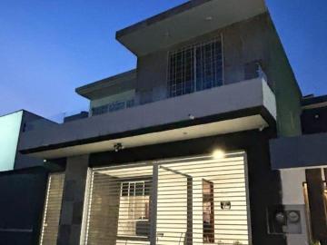 Venta Casa Fraccionamiento Gravilias