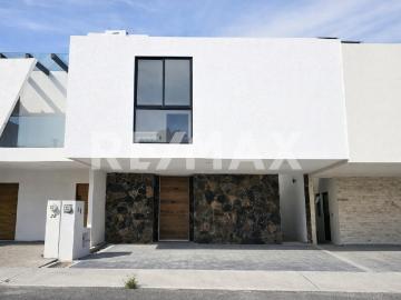 VENTA CASA HACIENDA JURIQUILLA