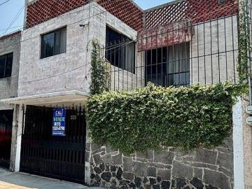 VENTA CASA / HEROES DE CHURUBUSCO / AMPLIOS ESPACIOS
