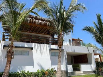 Casa en Punta Sal con TITULO DE PROPIEDAD