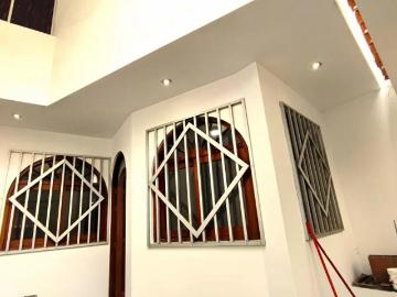 Venta casa pisos at m alt av el santuario urb villa mangomarca