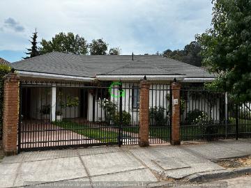 VENTA CASA PIRINEOS II EN AV ESPAÑA DE CURICO