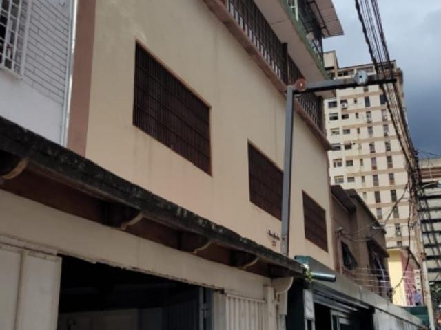 Venta Casa Quinta en Sabana Grande a 1 Cuadra del Gran Cafe