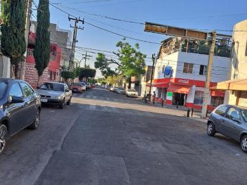 VENTA CASA RAMOS MILLAN COL SANTA TERESITA