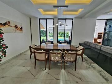 VENTA CASA SOLA REMODELADA AV PALMIRA 2 NIVELES 7 RECS PANELES SOLARES