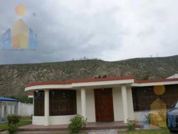 VENTA CASA TERRENO MITAD DEL MUNDO NORTE QUITO