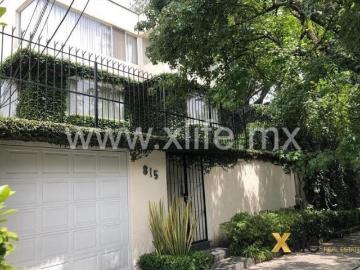 VENTA CASA TIPO TOWN HOUSE, LOMAS DE CHAPULTEPEC