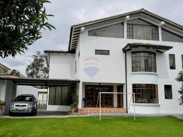 Venta casa Urbanización San José del Valle 650 m2