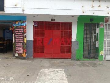 Venta casa zona comercial 147 m2 SJM