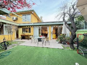 Venta Casa Ñuñoa Av Grecia entre Juan Moya y Jorge Monckeberg