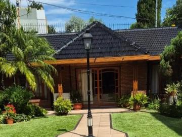 Venta Casa 24 años 5 dormitorios, 512m2, Norte, Aranguren 4200, Floresta | Inmuebles Clarín