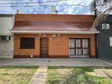 venta Casa 2 Dormitorios B° Sargento Cabral Santa fe