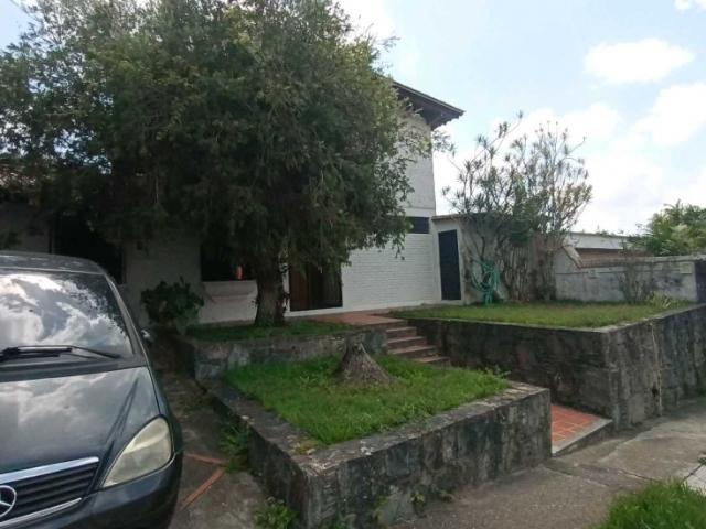 Vendo casa 2 niveles 257m2 La Boyera 5455
