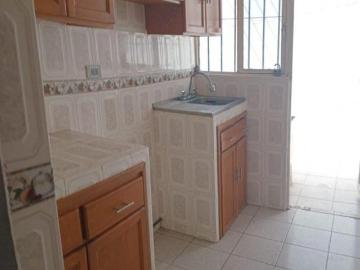 VENTA CASA 2 NIVELES EN LOMAS DEL MIRADOR 3 RECAMARAS 2 BAÑOS CERCA ESCUELAS AL SUR ORIENTE EN AGS