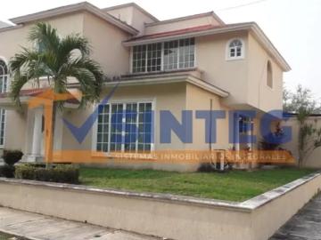 VENTA CASA 2 NIVELES RESIDENCIAL AIMP EN POZA RICA VERACRUZ