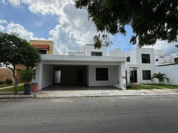 Venta Casa 2 Recámaras, Piscina Grand Santa Fe, Caucel Mérida