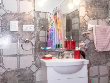 Venta Casa 3 años 2 dormitorios, 186m2, 1 cochera, Zona Avenida Perón. Barrio La Loma 1100, Zona Oeste | Inmuebles Clarín