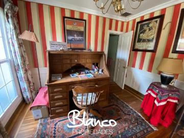 Venta Casa 3 dormitorios 20 años, 300m2, 2 cocheras,, La Lomada De Pilar, Zona Norte | Inmuebles Clarín