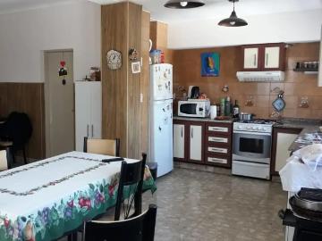 Venta Casa 3 dormitorios, 250m2, San Lorenzo 4200, Villa Ballester | Inmuebles Clarín