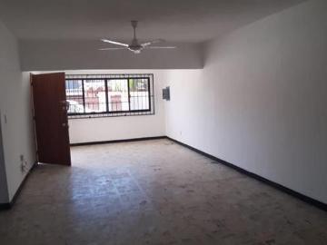Venta casa 3 rec. Col. Adolfo Ruiz Cortines Tuxpan Veracruz