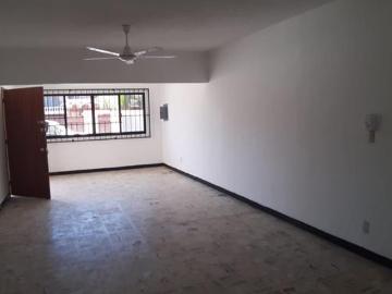 Venta casa 3 rec. Col. Adolfo Ruiz Cortines Tuxpan Veracruz
