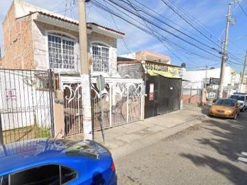 Venta Casa 3 Recámaras en Santa Margarita, Zapopan ¡Aprovecha esta Oportunidad Hoy!