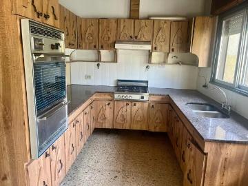 Venta Casa 40 años 2 dormitorios, 160m2, Oeste, Avellaneda 1200, Castelar, Moron | Inmuebles Clarín