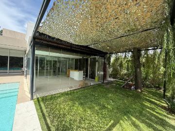 Venta Casa 4 dormitorios, 2 cocheras, 273m2, Club Campo Lomas City Bell, Calle 148 Y 476, City Bell | Inmuebles Clarín