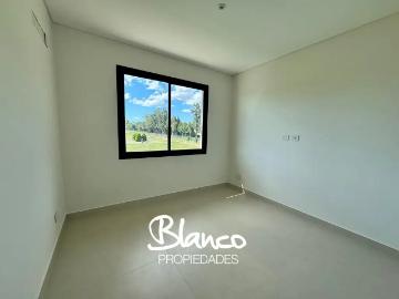 Venta Casa 4 dormitorios a estrenar, 2 cocheras, 204m2, Chateau Pilar, Zona Norte | Inmuebles Clarín